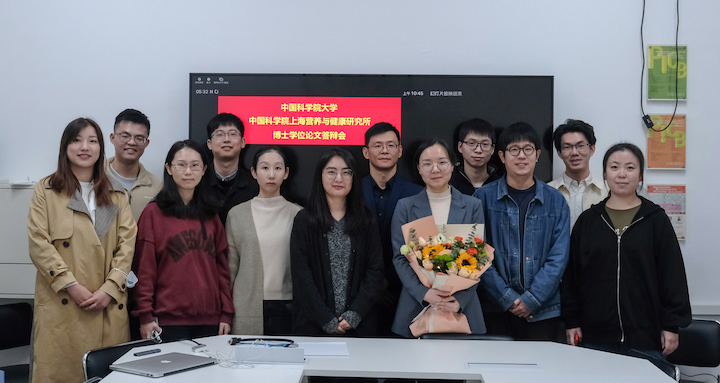 2021/2021_GroupPhoto_YangLab_NanFang_DD.jpg